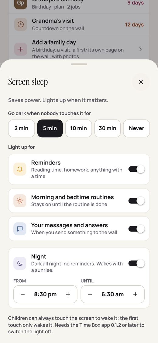 Parent app: Screen sleep settings, dark after 5 minutes, light up for reminders, routines and messages, night mode